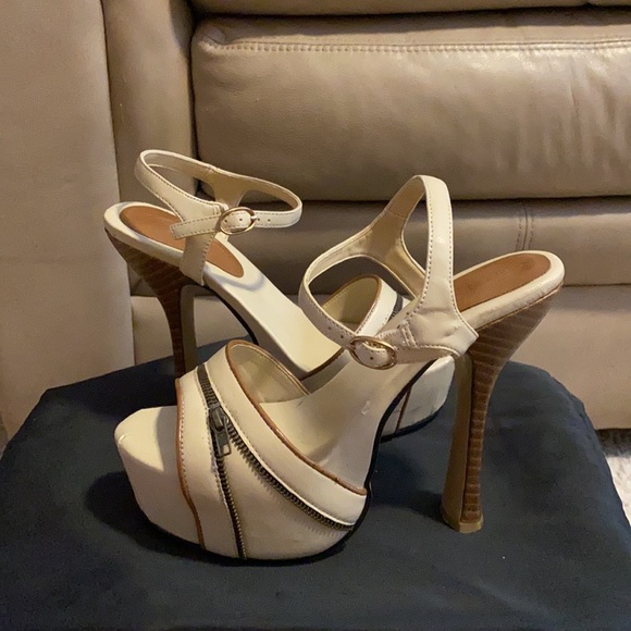 K.I.S. heels - Picture 10 of 10